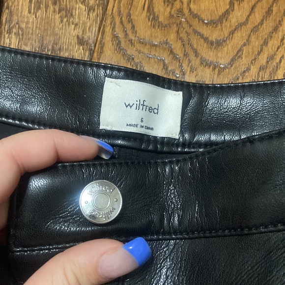 Melina Pants from Aritzia - Picture 3 of 7